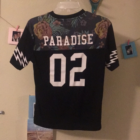 Neff tee - Picture 2 of 2